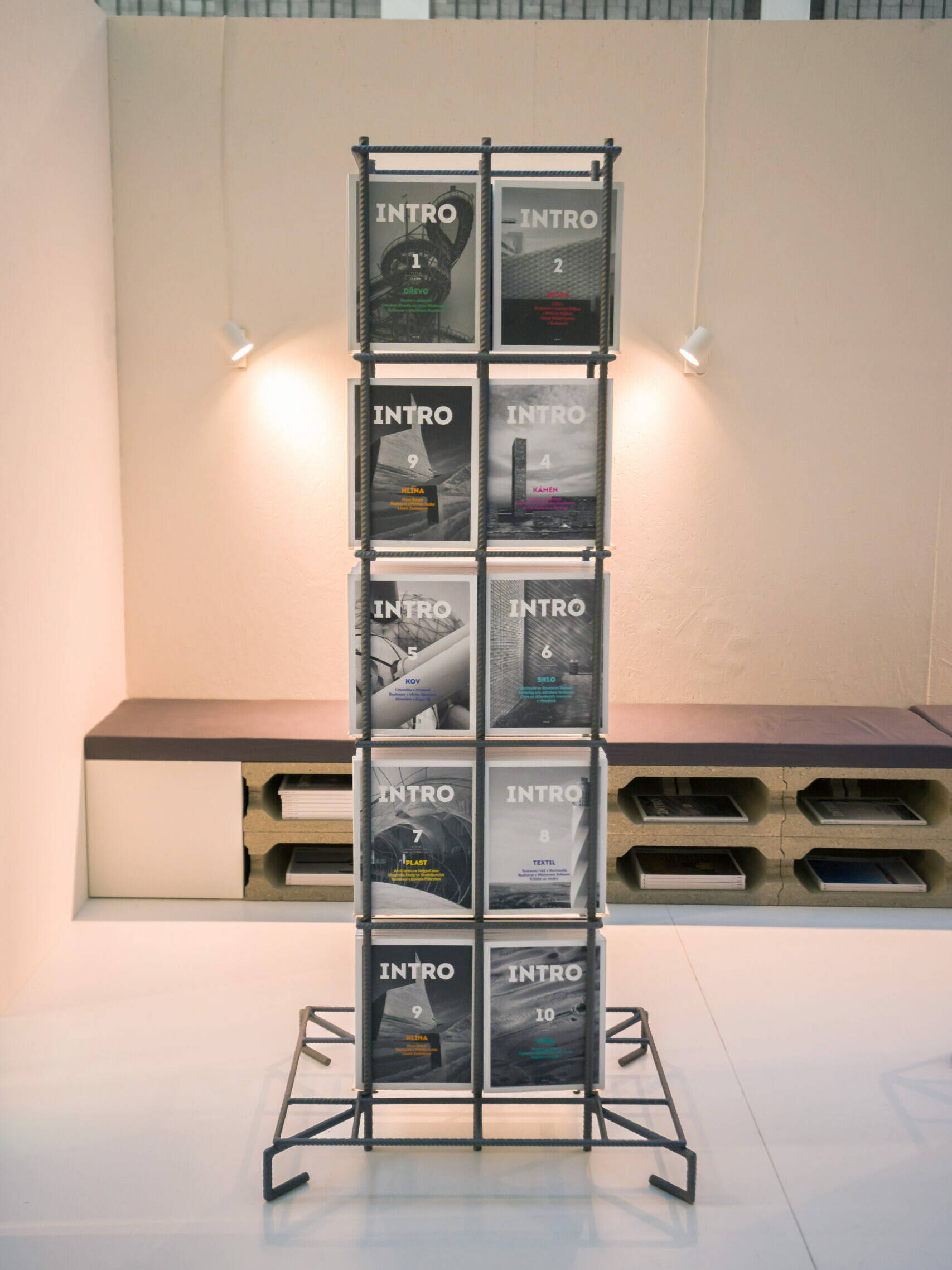 FilipSvacha Intro instalace DB 05 scaled uai